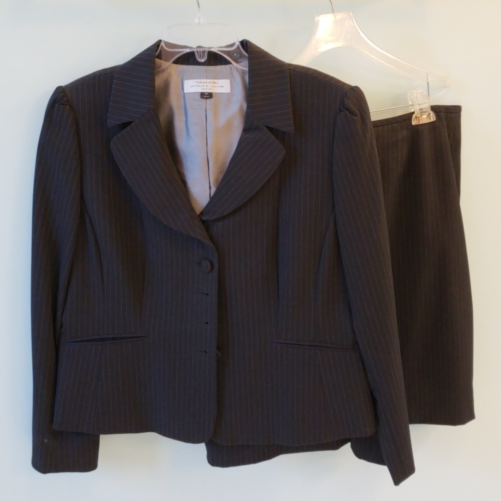 Tahari black pinstripe suit size 16P